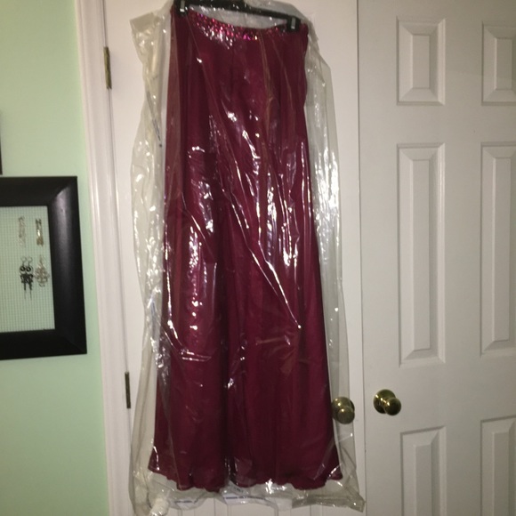 Two-Piece Sherri Hill Prom Dress - Picture 4 of 5
